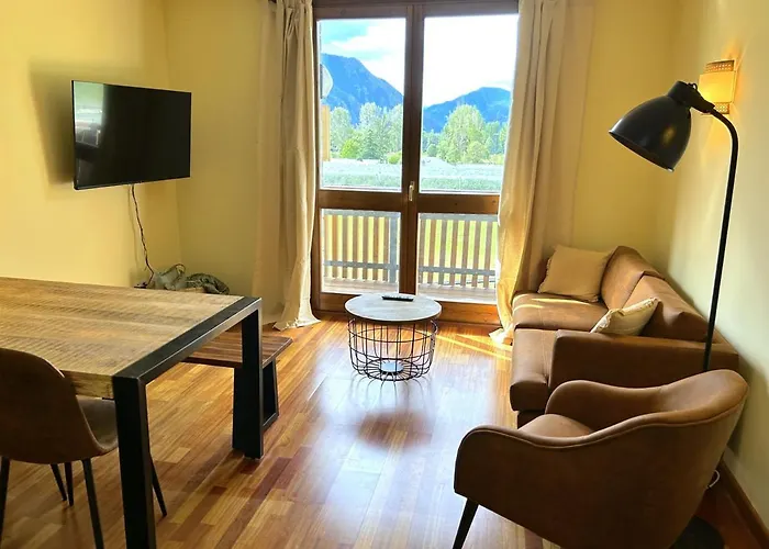 Apartament D\'Estil Pirineic Amb Vistes Uniques By Rural D\'Aneu