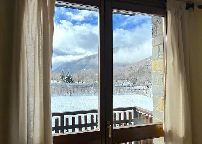 Apartament D\'Estil Pirineic Amb Vistes Uniques By Rural D\'Aneu