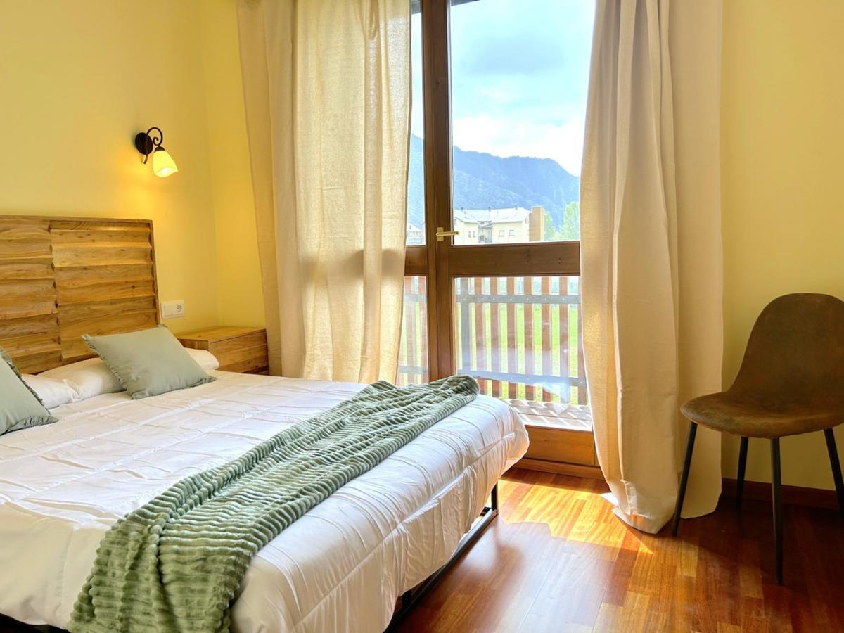 Apartamento D'estil Pirineic Amb Vistes Uniques By Rural D'aneu Esterri d'Àneu